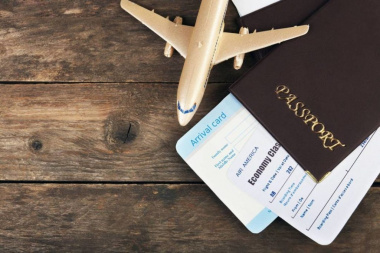 Зачем сайтам бронирования авиабилетов номер визы и как билет может помочь в ее получении