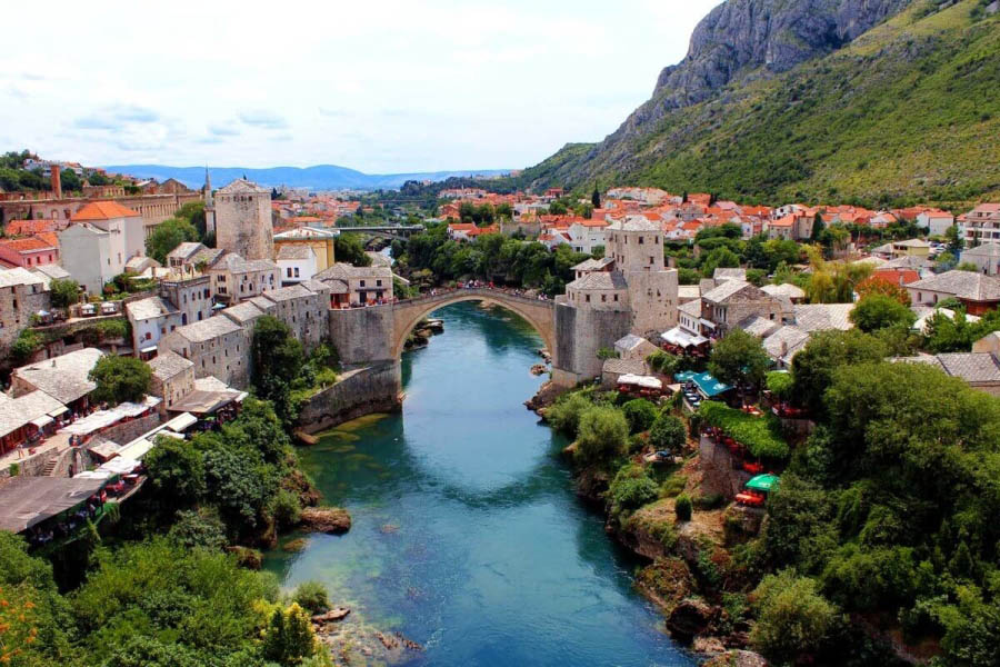 ✈ Как добраться до Цетине, где найти живой памятник и окунуться в историю Черногории