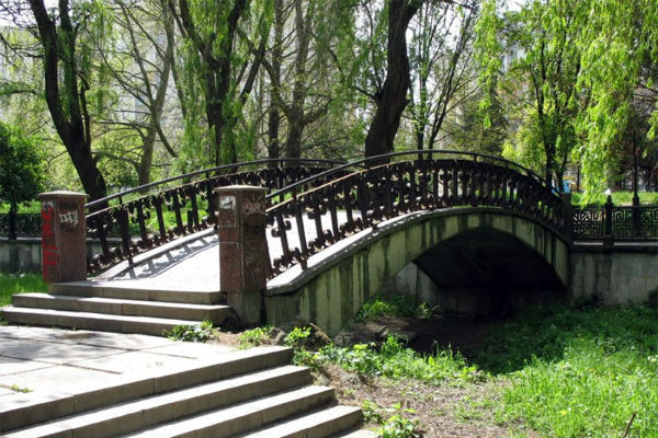 Гагаринский парк в Симферополе