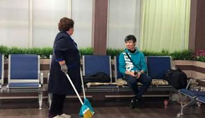 В Бишкеке обнаружили гражданина, больше двух месяцев живущего в аэропорту