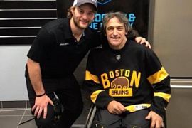 Стюардессы унизили паралимпийца, вынудив мочиться прямо в салоне