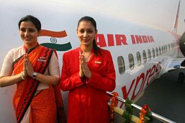 Стюардесса авиакомпании «Air India» выпала из самолета в аэропорту