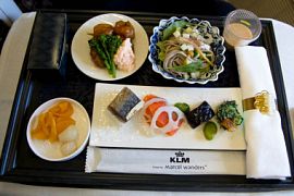 Питание в самолётах авиакомпании KLM
