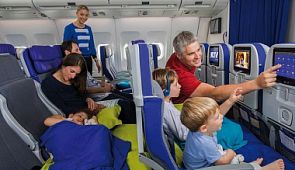 Авиакомпания Joon выставила на рейсы самолеты с креслами-трансформерами для детей