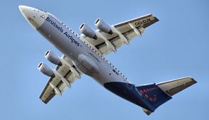 Брюссельские авиалинии организовали пивной бар на борту самолёта
