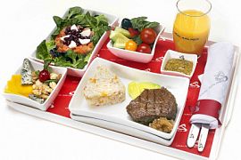 «Уральские авиалинии» начали доставлять бортовое питание на дом