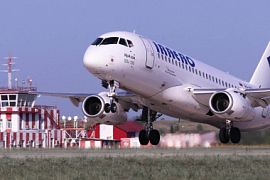 На недостроенную полосу в Домодедово приземлился самолёт «ИрАэро»