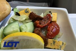 Питание в самолётах авиакомпании LOT Polish Airlines