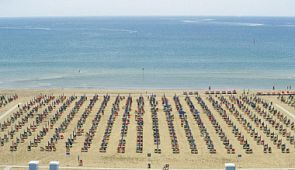 В Италии появится первый пляж, на котором запрещено курить