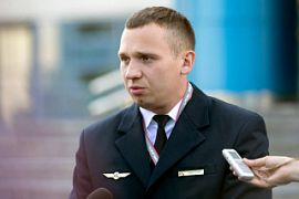 В Екатеринбурге выпустят коллекцию футболок о посадке самолёта в кукурузном поле