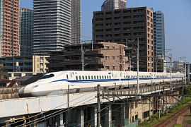 В Японии запустили сверхскоростной пассажирский экспресс