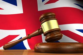 Пилот выиграл суд по несправедливому увольнению «за страх перед полетом»