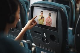 Авиакомпания «Cathay Pacific» открывает программу йоги в полете