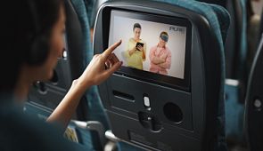 Авиакомпания «Cathay Pacific» открывает программу йоги в полете