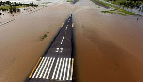 Аэропорт в Якутии работает в ограниченном режиме из-за подтопления