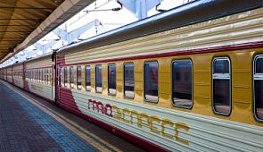 Первые билеты на поезда в Крым поступили в продажу