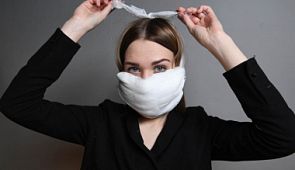 Как сделать маску своими руками из подручных материалов