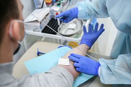 В Крыму рассказали о бессмысленности тестирования на COVID-19 в аэропорту