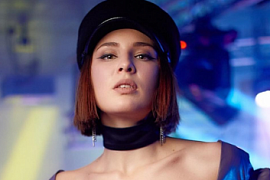 В украинском аэропорту обокрали популярную певицу