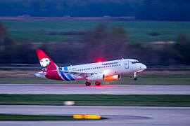 Пилоты авиакомпании Ямал избежали аварийной посадки, перезагрузив компьютер в полете