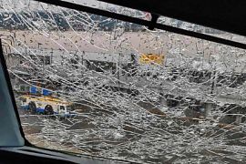 Самолёт China Southern Airlines попал под град и приземлился с разбитыми стёклами