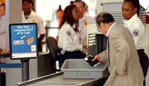Новая технология TSA позволит оставить электронику и жидкости в ручной клади