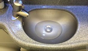 Откуда в самолёте появляется горячая вода