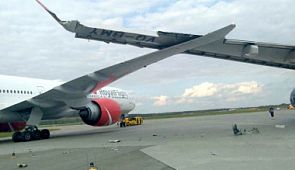 В Шереметьево два самолёта зацепились крыльями