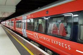 Терминал по продаже билетов на поезд до Гатвика попытался снять с пассажирки 10 000 £