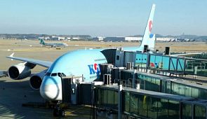 Какой сервис предлагает авиакомпания Korean Air в самолётах Airbus A380-800