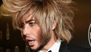 Шоумена Сергея Зверева унизили в аэропорту Иркутска