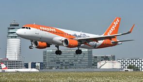 Пассажир заменил пилота на рейсе авиакомпании EasyJet