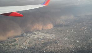 Самолеты «Узбекских авиалиний» совершили вынужденную посадку из-за пыльной бури