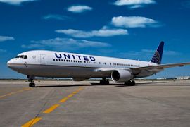 Авиакомпания United Airlines предлагает своим пассажирам брендовую косметику Sunday Riley