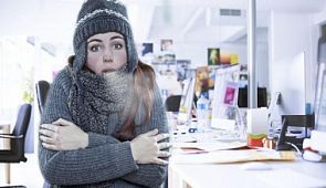 Аэропорт Читы получил штраф за холод в помещении