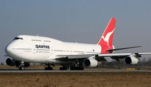 Авиакомпания «Qantas» будет использовать гендерно-нейтральные слова