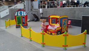 В Госдуме предложили все аэропорты оборудовать детскими игровыми площадками