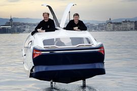 В Париже тестируют «летающие» водные такси, способные снизить автомобильный траффик