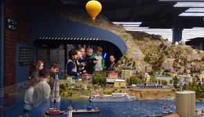 Опрос. Какие 5 необычных и интересных мест для путешествий и красивых фото знаете вы?