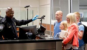 Почти 80 % аэропортов и авиакомпаний внедрят систему распознавания лиц