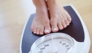 В аэропортах могут ввести процедуру взвешивания пассажиров