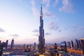Авиакомпания Emirates дарит своим клиентам бесплатное посещение небоскрёба Бурдж-Халифа